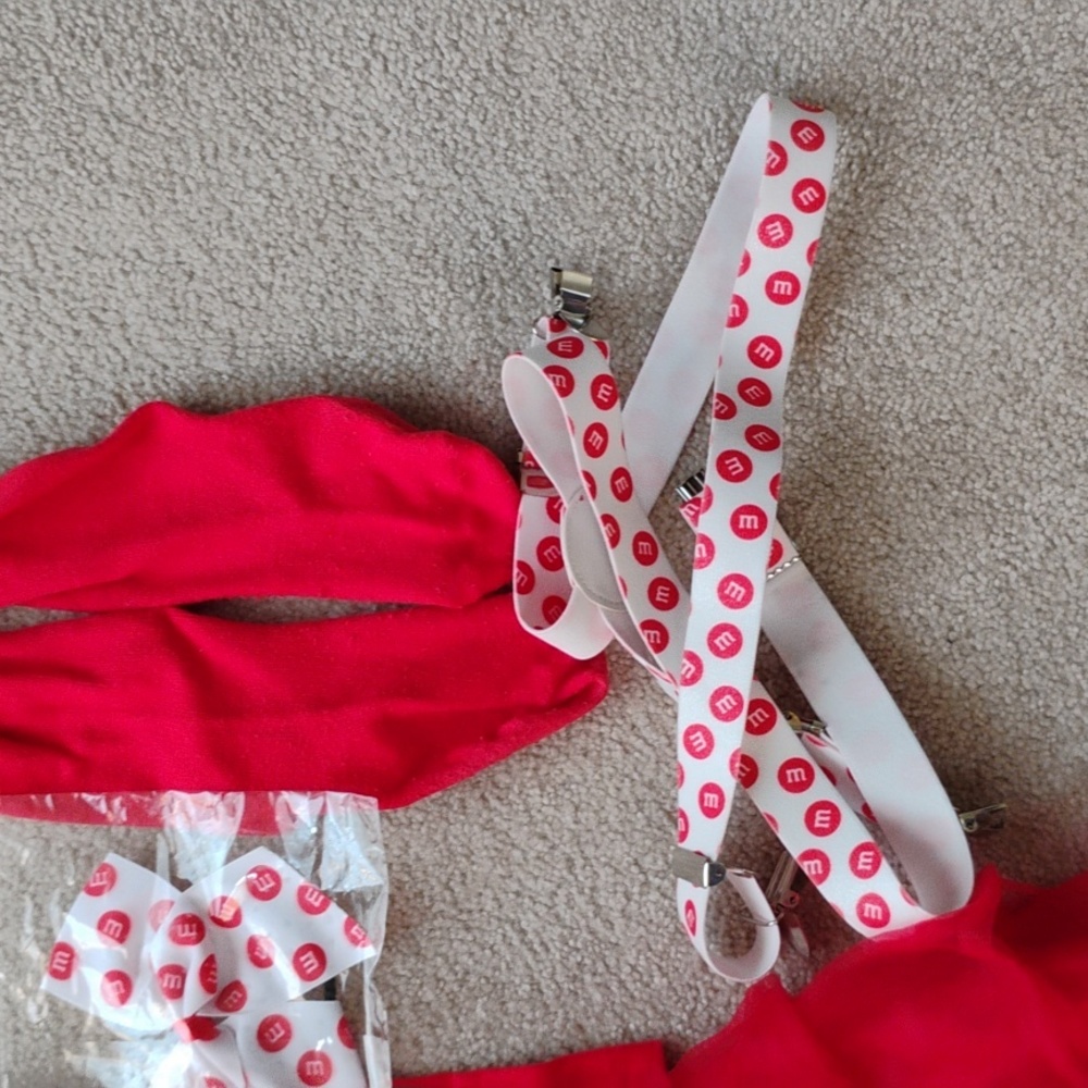 Red M&M Costume - Picture 6 of 10